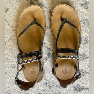 Chaco Loveland Leather Sandals Women’s 9